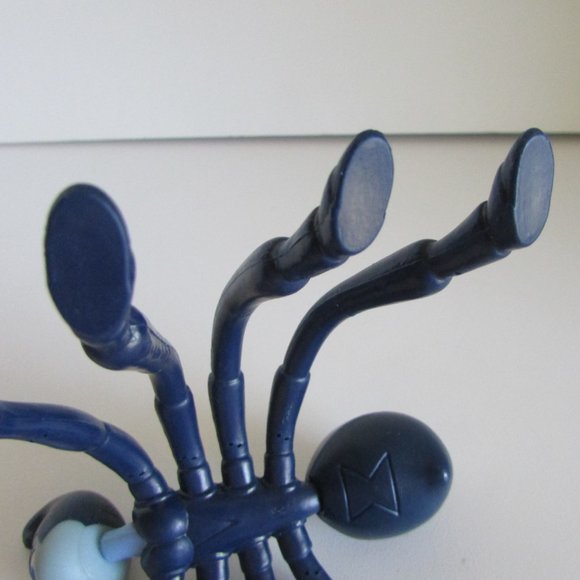 ROSIE Character Bug's Life 1998 Bendy Flexible Figure TOY - Picture 5 of 10